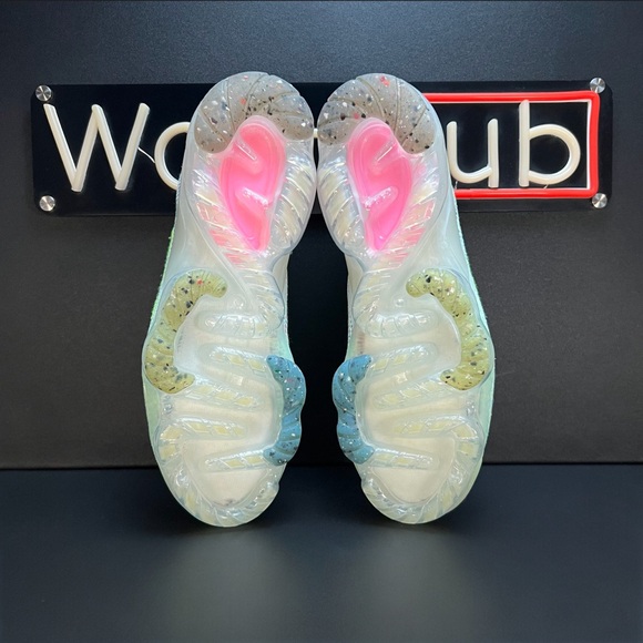 Nike Air Vapormax 2021 Flyknit • DX3368 700 • Volt / Blue • WMN Sz 10 / MENS 8.5 - Picture 9 of 10